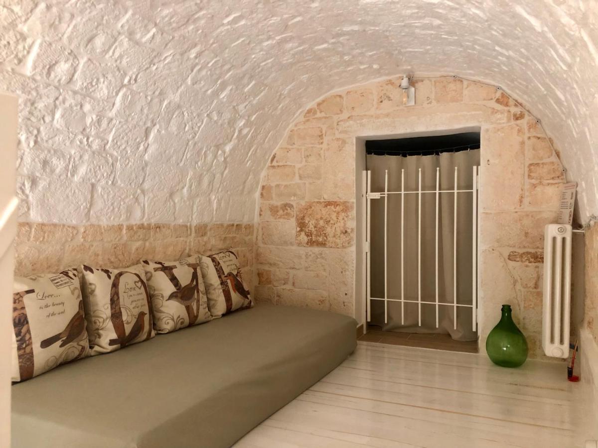 Nido Di Pietra-Dimora In Centro Bed & Breakfast Alberobello Eksteriør bilde