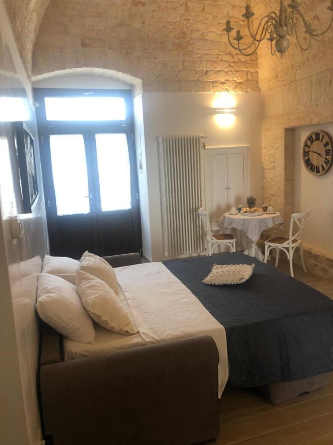 Nido Di Pietra-Dimora In Centro Bed & Breakfast Alberobello Eksteriør bilde